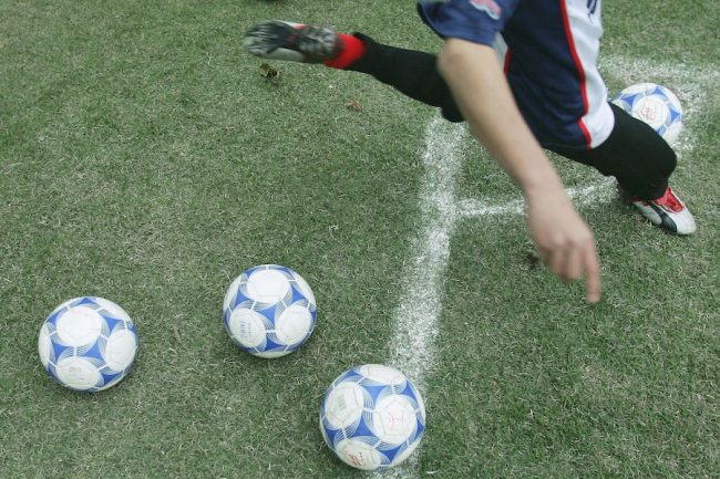 ドイツの子供はサッカースクールに通わない 才能を伸ばす ボルツプラッツ The Answer