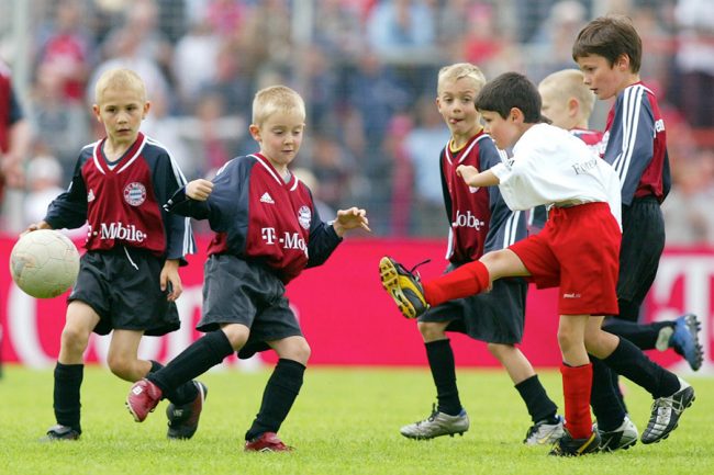 ドイツの子供は 話を聞かない 自己主張の先で育むチーム内のコミュニケーション The Answer