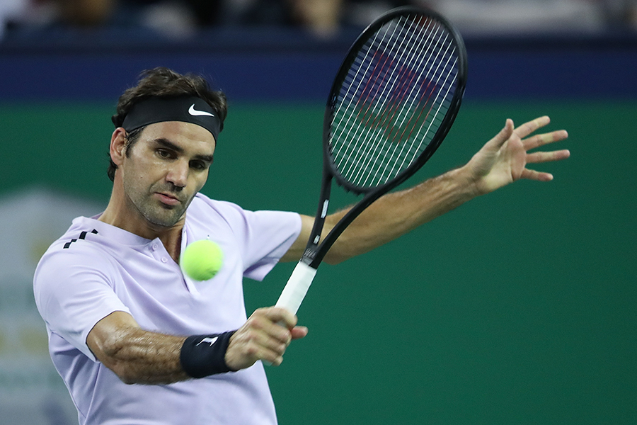 これぞ帝王たる所以― フェデラー、華麗な片手バックハンドで魅了