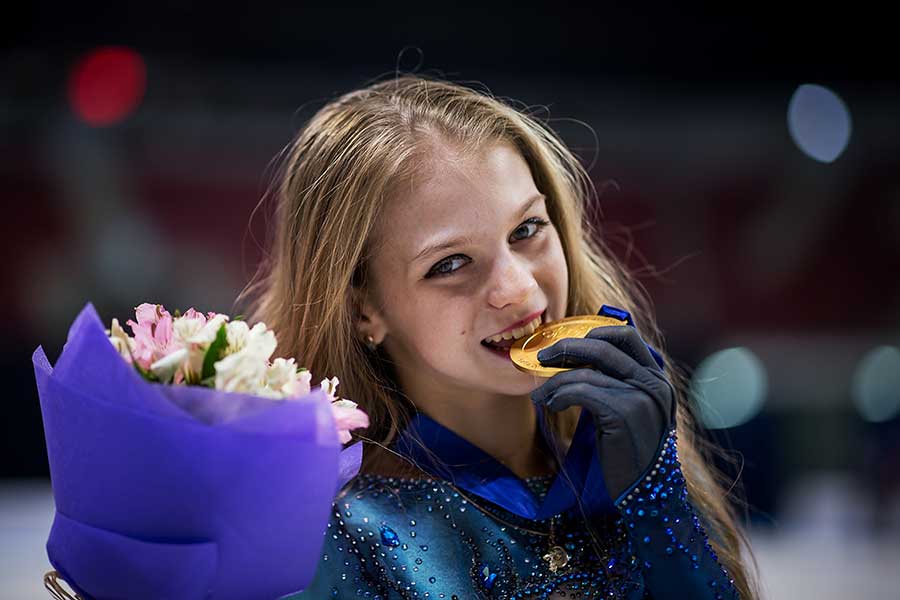 トルソワ エロ 北京五輪フィギアで躍動したロシア天才3人娘 腹筋バキバキ ...