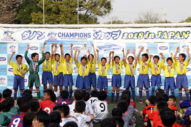 江南南サッカー少年団がダノン杯初優勝 Mvpは143センチの小兵 上西遥貴 The Answer