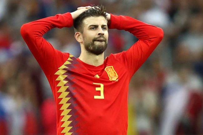 2018 スペイン 代表 ジェラール・ピケ ユニフォーム 長袖 ピケの痛恨ハンドに辛辣な声、地元メディア「決定的なミス」「頭の中は