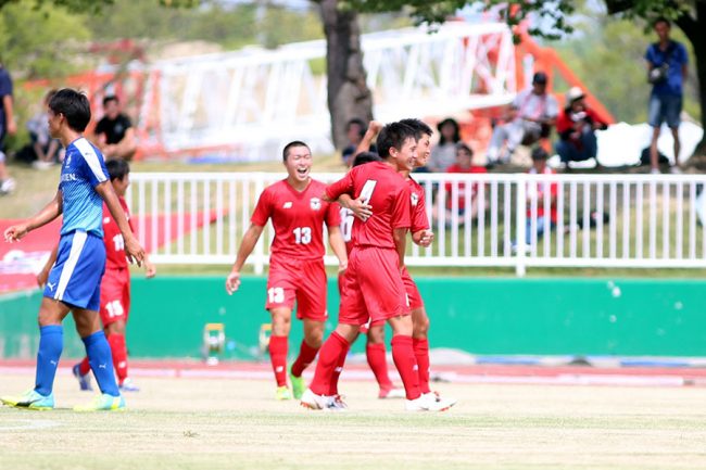 サッカー インターハイは新王者誕生が確定 桐光 昌平 山梨学院 東山 夏の頂に輝くのは The Answer スポーツ文化 育成 総合ニュースサイト