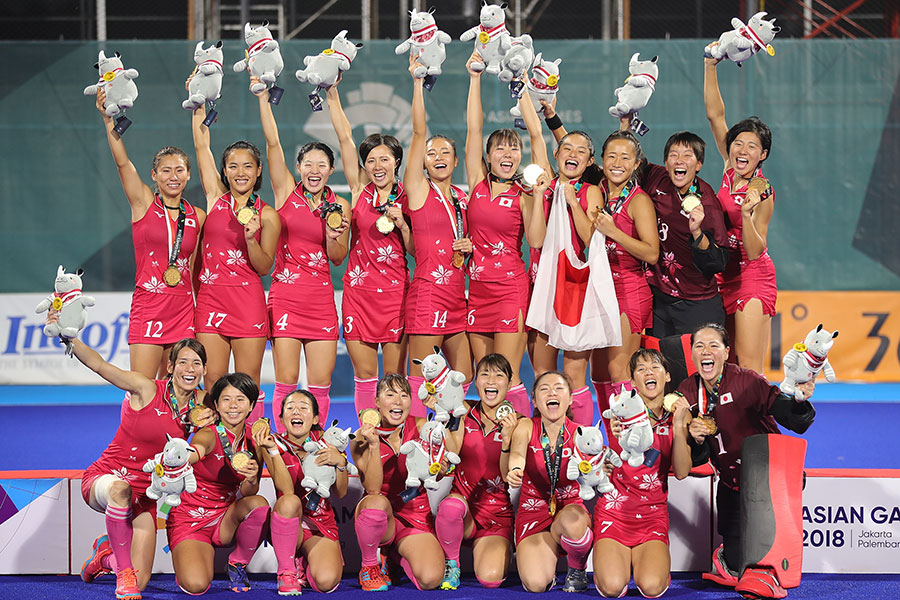 ホッケー女子決勝インドを2-1で下し、初優勝を達成したさくらジャパン【写真：Getty Images】