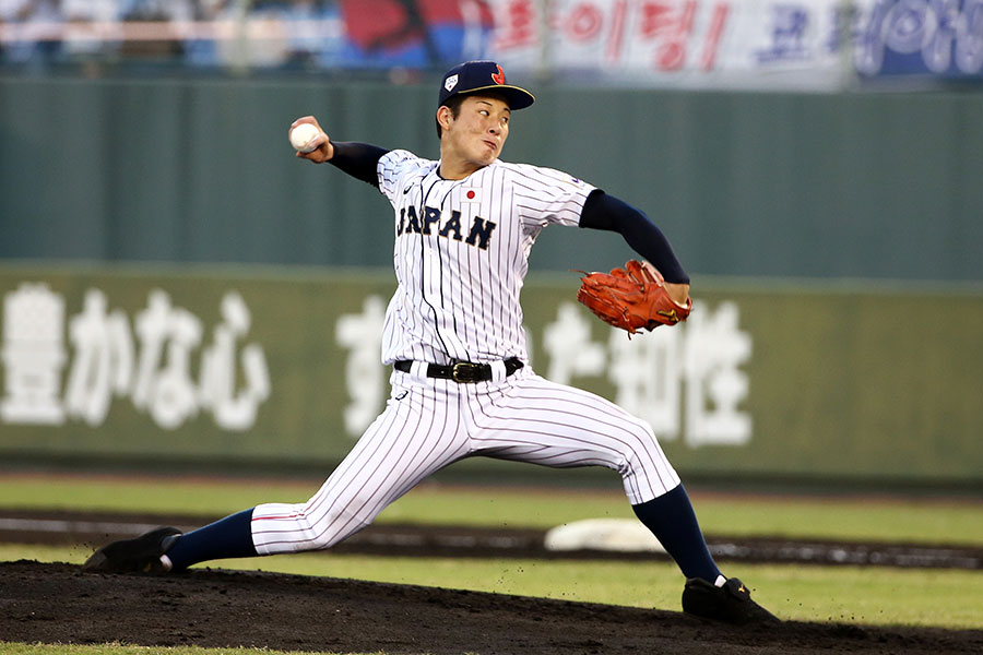 侍ジャパンにも選出された金足農・吉田輝星もプロ志望届を提出【写真：Getty Images】