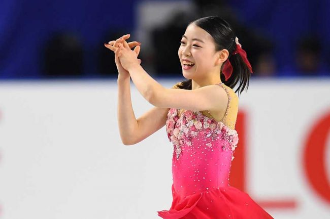 紀平梨花、3A2発の大逆転Vに米記者も衝撃「驚異的怪物」「ザギトワを