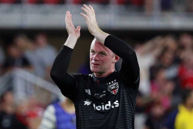 ルーニー 練習場に来た少女を泣かせた理由 海外話題 ウェイン なんという男だ The Answer