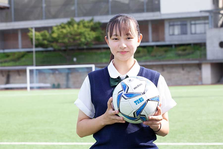 名門高校サッカー部でたった1人の女子マネが戦った 元jリーガー監督の父と駆ける夏 The Answer スポーツ文化 育成 総合ニュースサイト 3