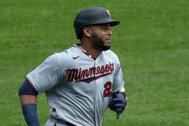 ツインズ本塁打王 ダースベイダー風 マスク姿に米騒然 超カッコいいな The Answer