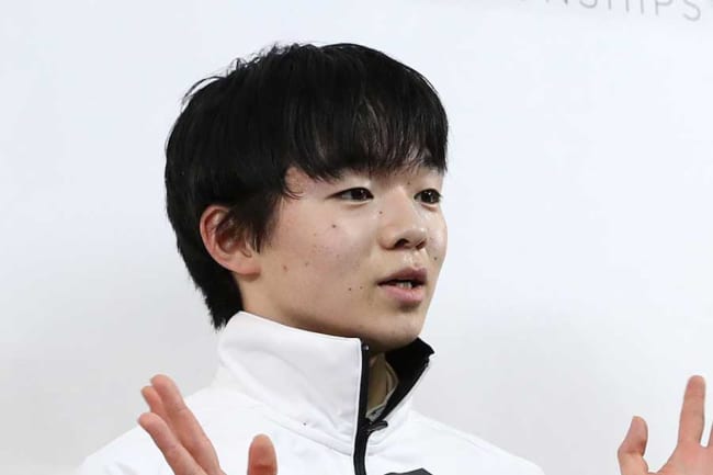 羽生結弦が自撮り 鍵山優真との マスク2ショット に反響 ゆまちから声かけたの The Answer スポーツ文化 育成 総合ニュースサイト