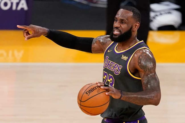 nbaballers レブロンジェームズ レブロン・ジェームズの、新たなシグネチャーモデル「ZOOM LEBRON NXXT