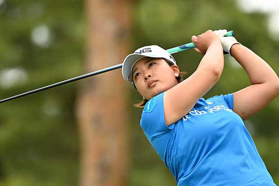 最近情けない成績なので 恩返しの 母の日v へ 賞金女王 鈴木愛が1打差2位 The Answer スポーツ文化 育成 総合ニュースサイト