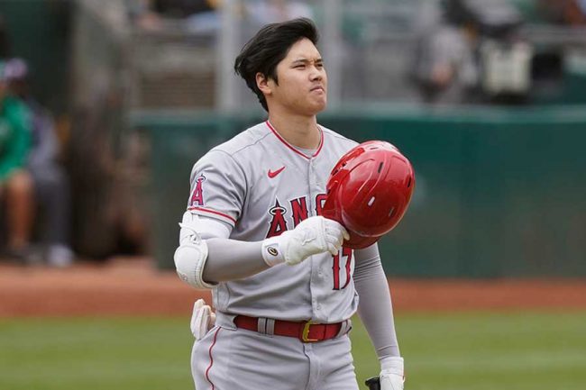 大谷翔平がぺこりとお辞儀 塁上の会心スマイルに米ファン虜 可愛い ナイス The Answer スポーツ文化 育成 総合ニュースサイト