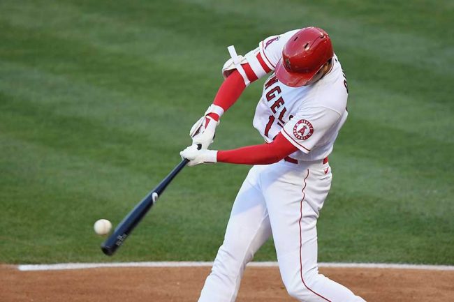 大谷翔平17号143m弾「ウェーイ！ウェーイ！」 米実況も大興奮の飛距離