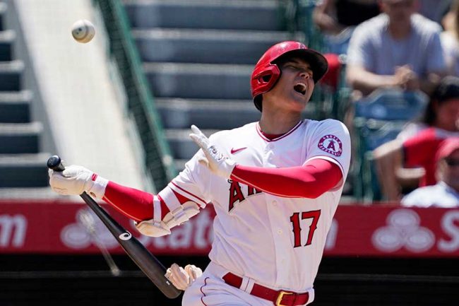 大谷翔平、32号直前に絶叫していた 悶絶自打球にファン仰天「精神力