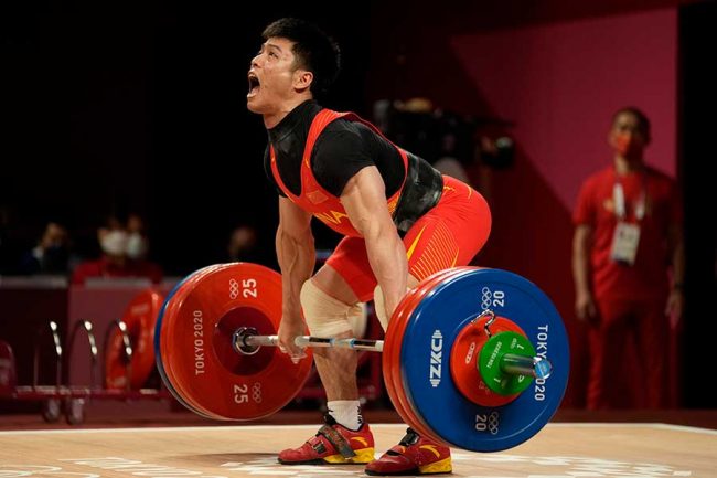 重量挙げ中国選手、驚きの