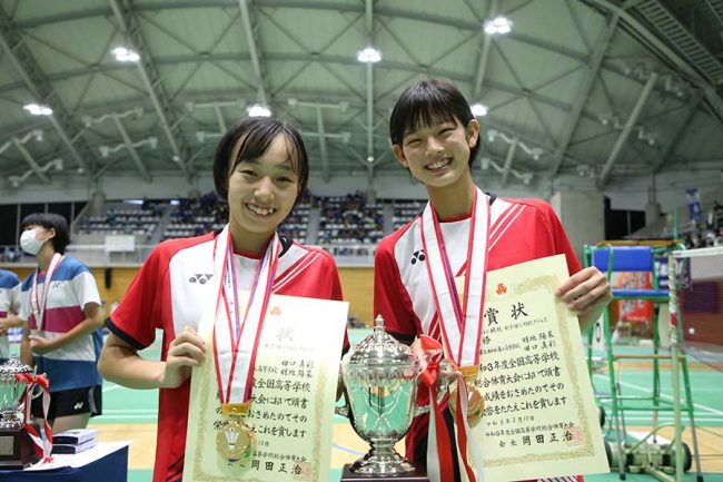 バド女子複は柳井商工の2年 1年ペアが優勝 結成4か月の快進撃 楽しんでやれた The Answer スポーツ文化 育成 総合ニュースサイト