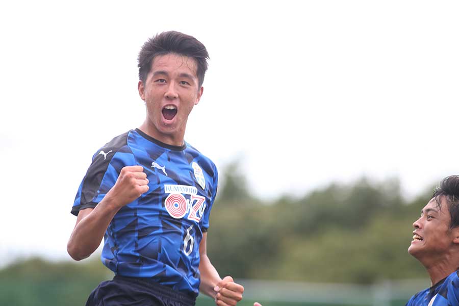 全国高校総体サッカー男子2回戦は、3-0で大津の完勝となった【写真：平野貴也】