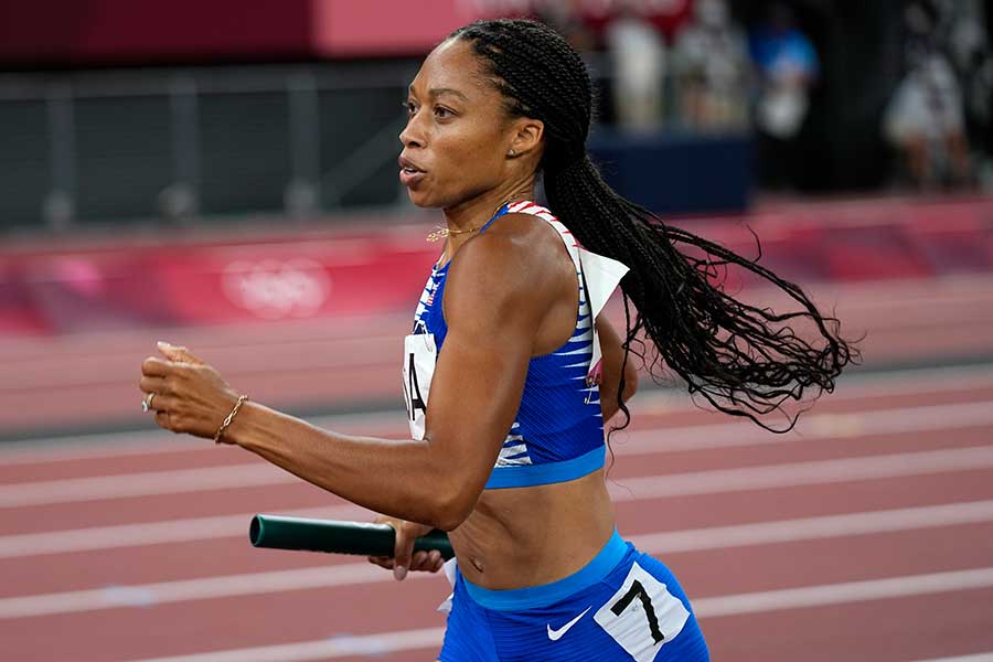 陸上女子400mで銅メダル、4×400mリレーで金メダルを獲得したアリソン・フェリックス【写真：AP】