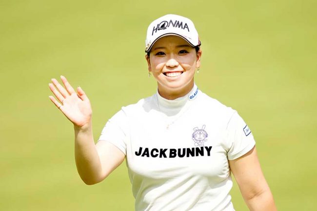 21歳女子ゴルファーが 全身ドラえもんウェア 着用 Jlpgaが 可愛すぎる 1枚を公開 The Answer スポーツ文化 育成 総合ニュースサイト