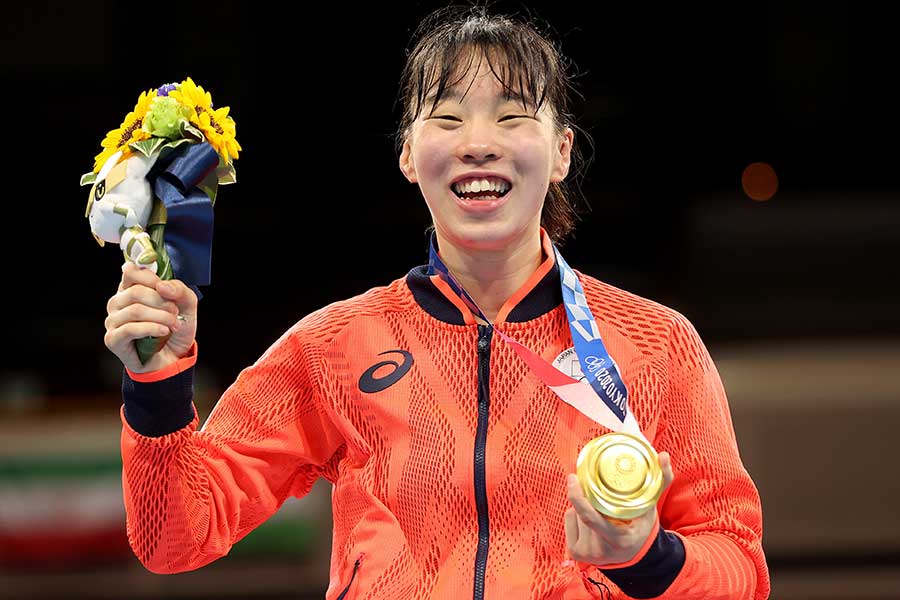 東京五輪で金メダルを獲得した入江聖奈、なぜ日本のアマボクシングは強くなったのか【写真：Getty Images】