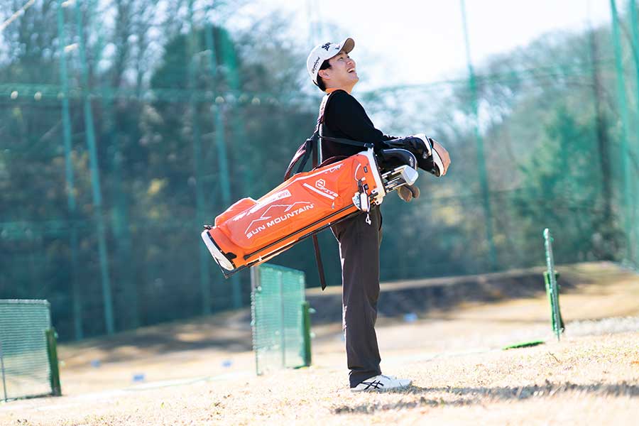 プロの夢を諦めたが、ゴルフを通じて培った人間性や考え方は変わらない【写真：南しずか】