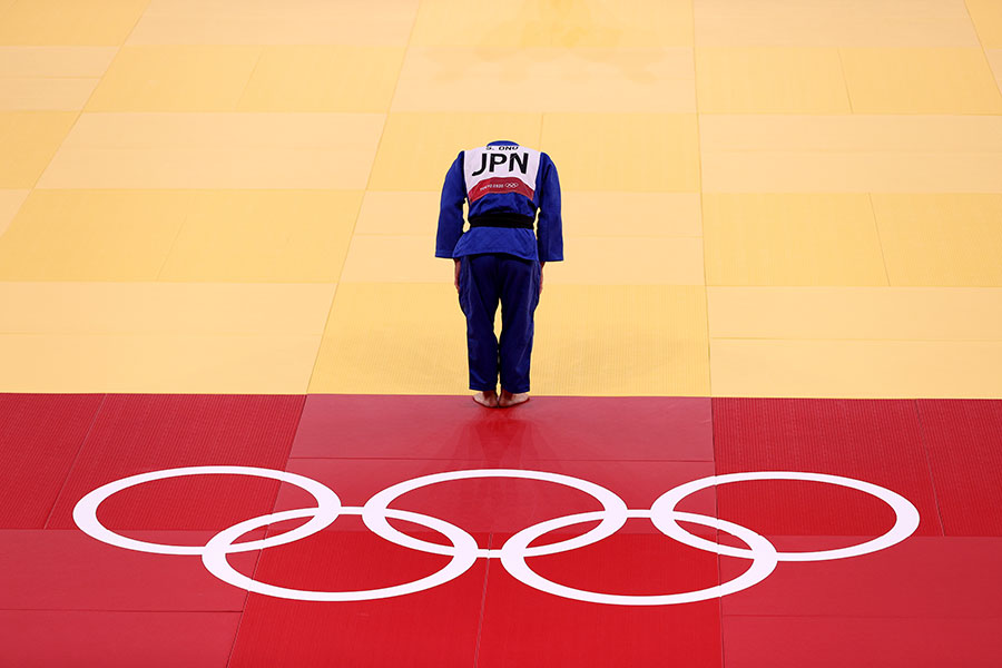 東京五輪で畳に一礼する大野将平、礼儀・礼節に持つ考えとは【写真：Getty Images】
