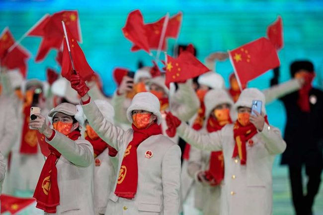 山からやってきた子供たちが…」 中国人も涙、開会式で美声を響かせた