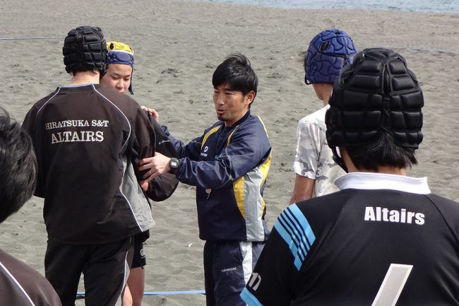 部活」辞めました…高校ラグビーで前例なき挑戦 ゴロー先生が