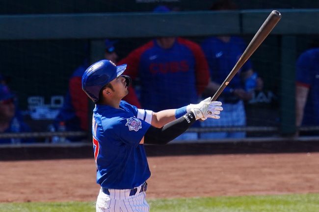 鈴木誠也の初HRで目撃されたベンチ内の背番号93が「ええ人」と話題「誰