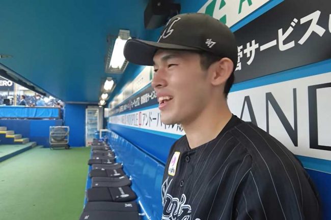 プロ7戦目で完全試合お膳立て 恐るべき18歳松川虎生、佐々木朗希に送っ