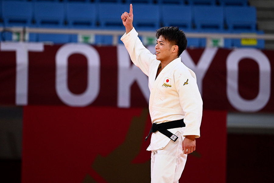 東京五輪、柔道・男子66キロ級で金メダルを獲得した阿部一二三【写真：Getty Images】