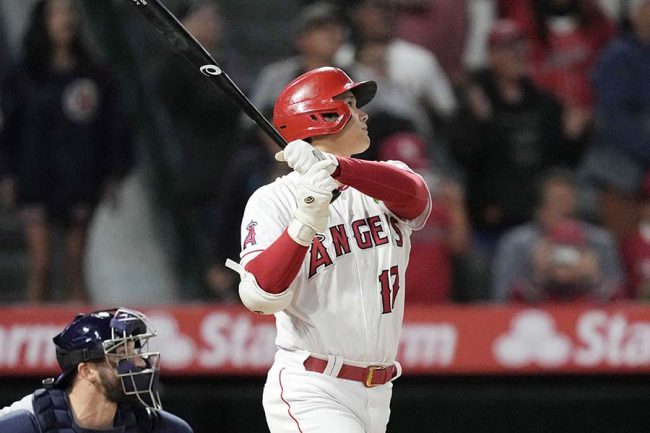 大谷翔平、初の満弾記念球をゲットした少年が発見され米話題「一生忘れない思い出だ」 | THE ANSWER