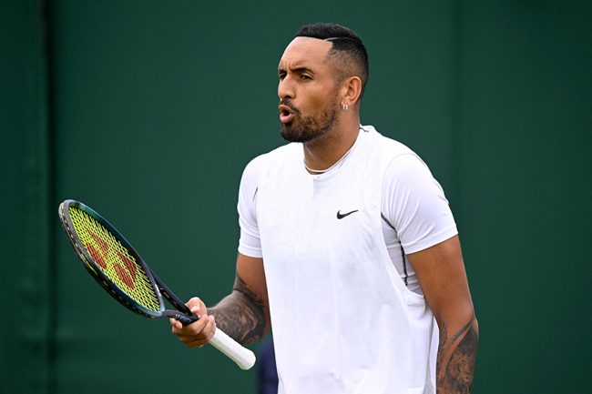 寿司を頬張りながら会見 テニス4大大会の 珍シーン に注目 箸ではなくフォーク The Answer