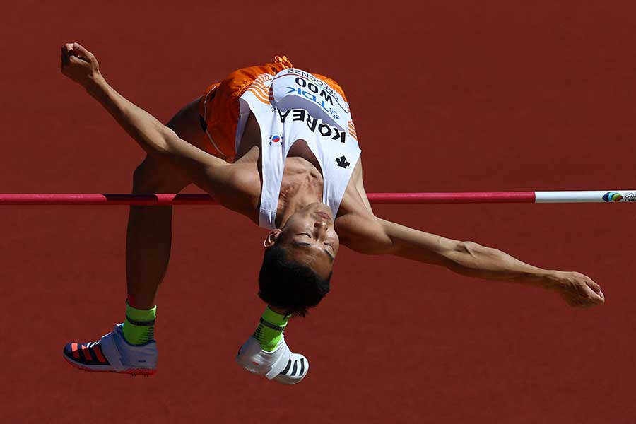世界陸上男子走り高跳びで予選1位通過を決めたウ・サンヒョク【写真：ロイター】