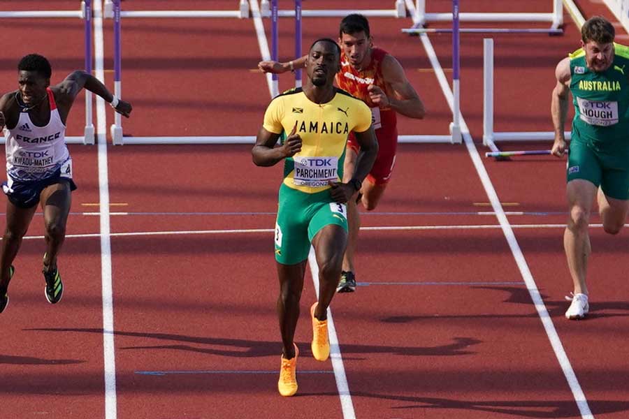 世界陸上、男子110メートル障害で決勝進出を決めたジャマイカのハンスル・パーチメント【写真：ロイター】