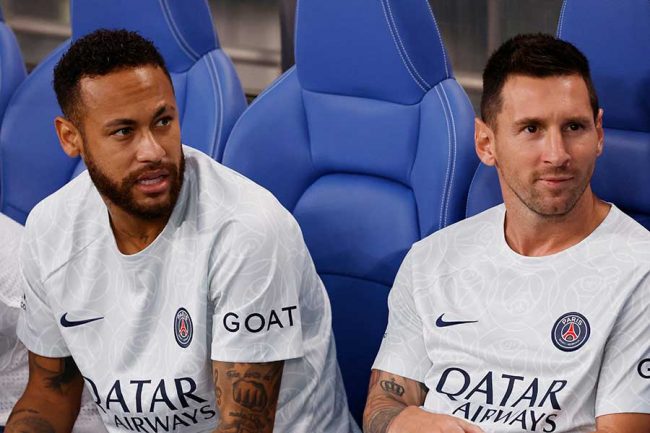 スター軍団PSG、修学旅行みたいな新幹線移動にSNS興味「オーラ半端ない