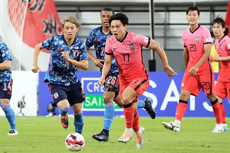東アジアE-1選手権で対戦した日本と韓国【写真：Getty Images】