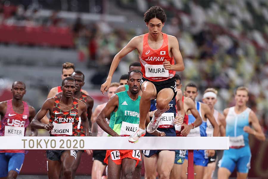 昨年の東京五輪3000メートル障害で7位入賞を果たした三浦龍司【写真：Getty Images】