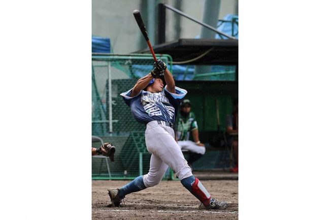 指名漏れから1年、「久留米のギータ」は四国の本塁打王に 23歳井上絢登