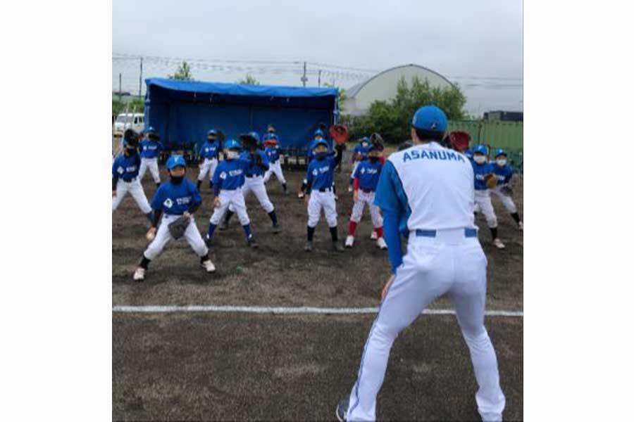 日本ハムは10月に2日間の通い型野球教室「ホップ・ステップ・キャンプ！ 野球やろうぜ！ U-10 チャレンジキャンプ」を開催【写真：球団提供】