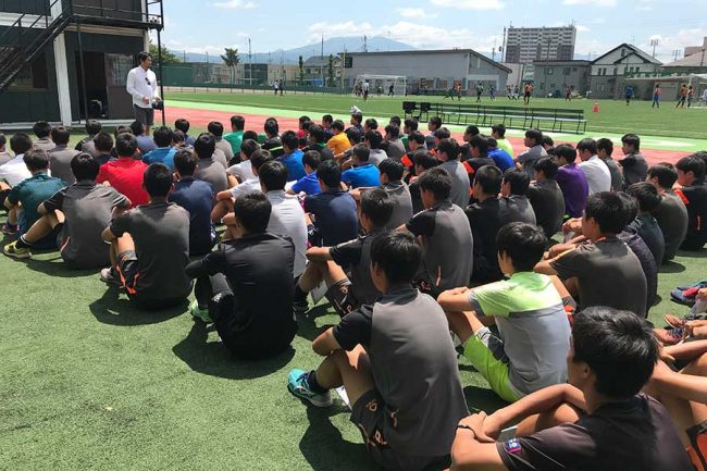 サッカー以外に武器はあるか 元jリーガー社長が語る引退後の進路選択で大切なこと The Answer