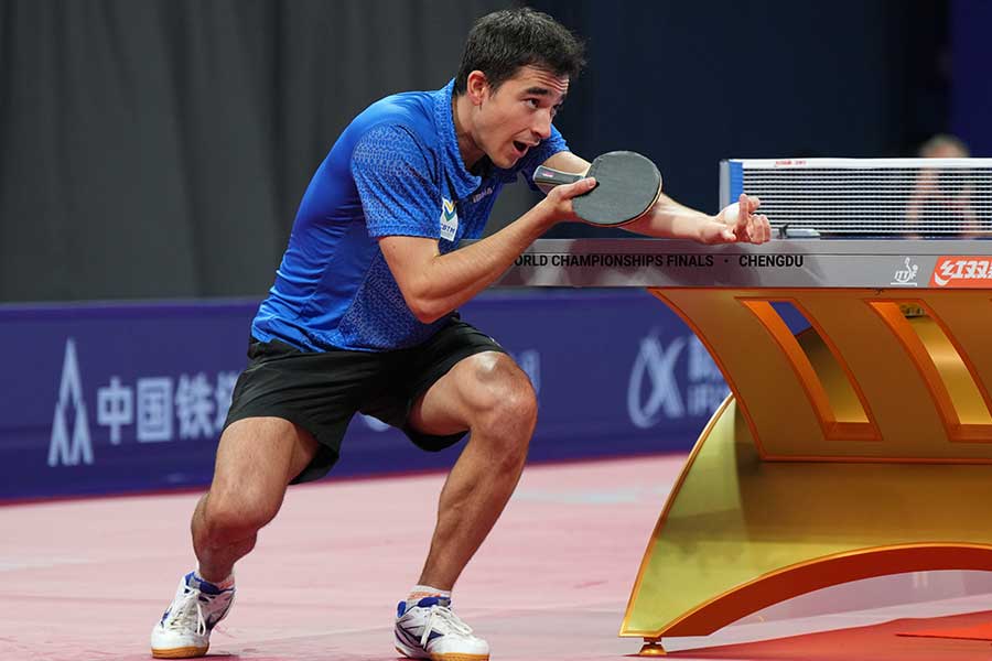 世界卓球、戸上隼輔と対戦したカルデラノ【写真：Getty Images】