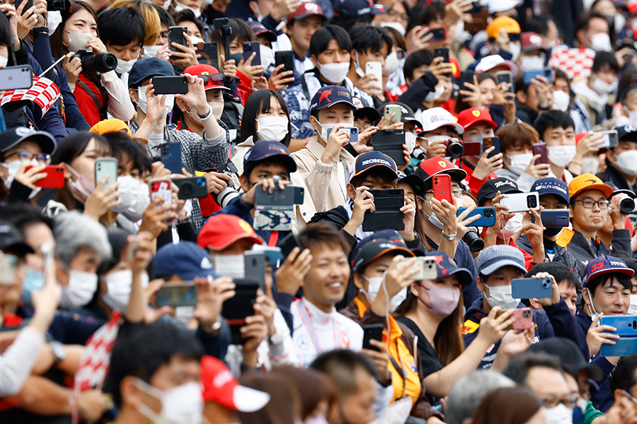 日本GPに来場したファンに各チームからは、感謝の声が相次いだ【写真：ロイター】