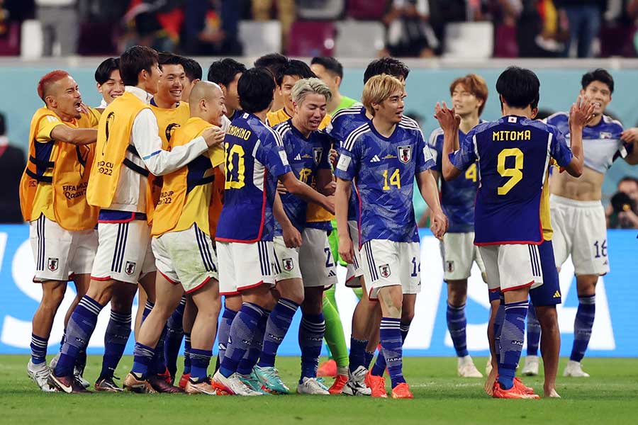 ドイツ相手に番狂わせを起こした日本の選手たち【写真：ロイター】