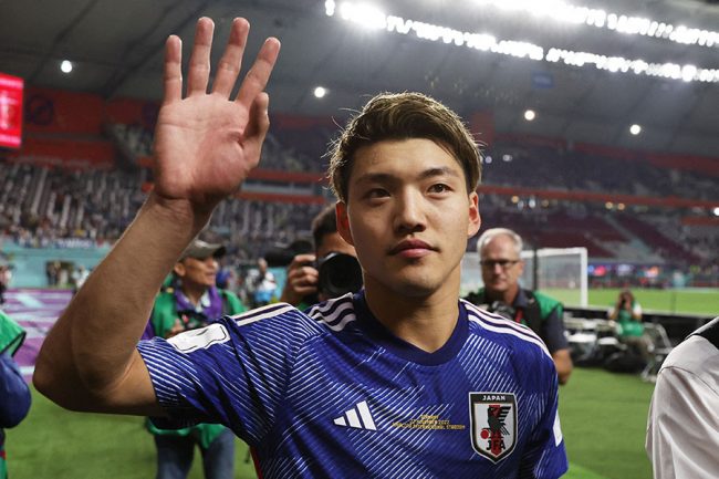 堂安律、自身がど真ん中に起用されたW杯フィナーレ画像に決意「4年後に