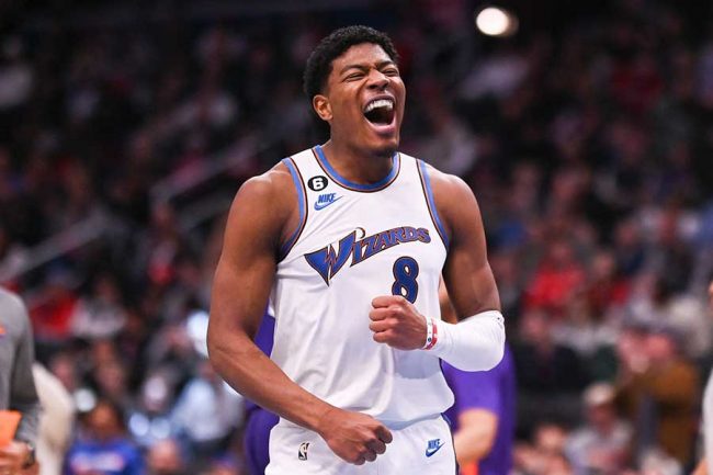 日本人がレブロンと同じチームなんて…」 八村塁トレード加入にバスケ