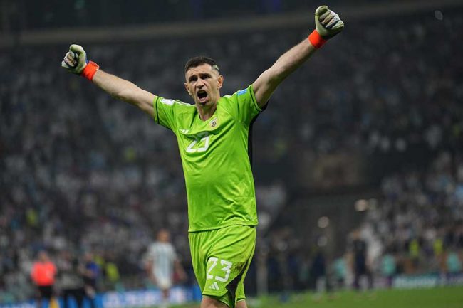 相手を煽るのも「心理戦で重要」 日本在住の恩師が語るW杯優勝