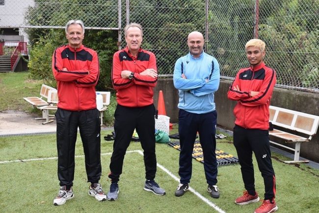 選手の失敗は「自分の責任」 部活指導の外国人監督、徹底して高校生を