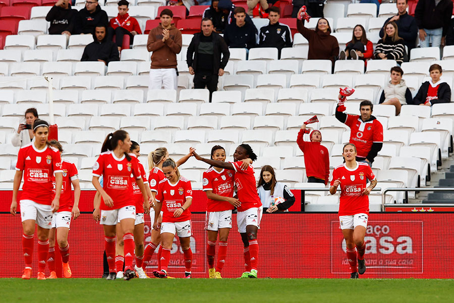 5-0で勝利したベンフィカ―スポルティング【写真：Getty Images】